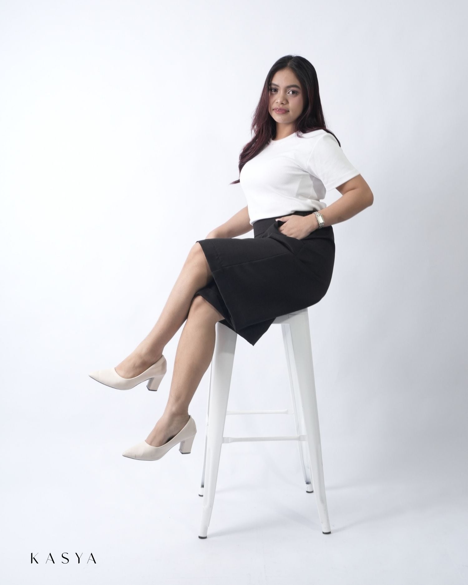 LP | Black | Sitting
